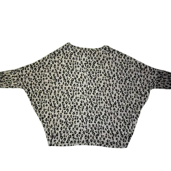 Maurices 24/7 Womens XL Animal Print Batwing Blouse Brown Black Used - Picture 4 of 16